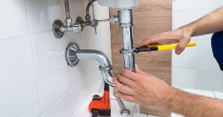 Сантехнические работы Инта цена 460 руб. Услуги сантехника